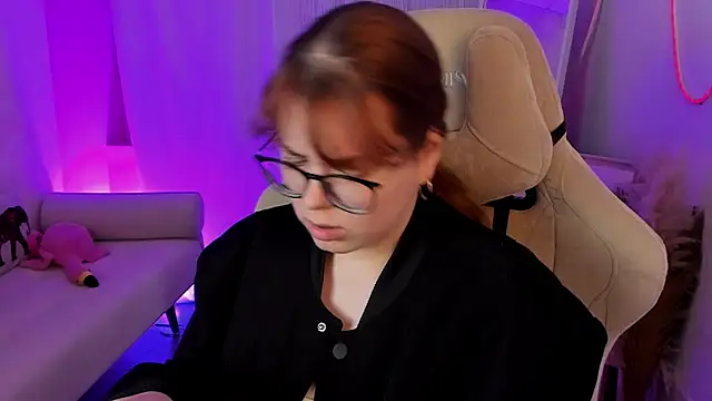 Snapshot of KeytSilvas chatting on 14, 4, 2026 KeytSilvas online show from 14, 4, 2026