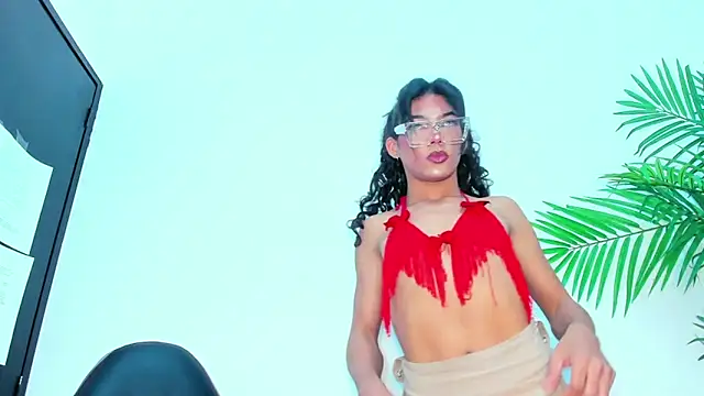 Briyit Doll online show from 31, 1, 2025