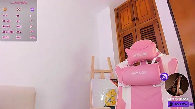 Snapshot of Caro_martinezz chatting on 9, 4, 2026 Caro martinezz online show from 9, 4, 2026