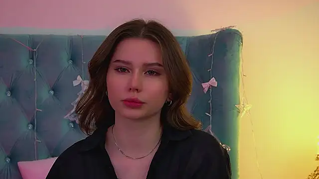 Snapshot of DianaVert chatting on 20, 12, 2025 DianaVert online show from 20, 12, 2025