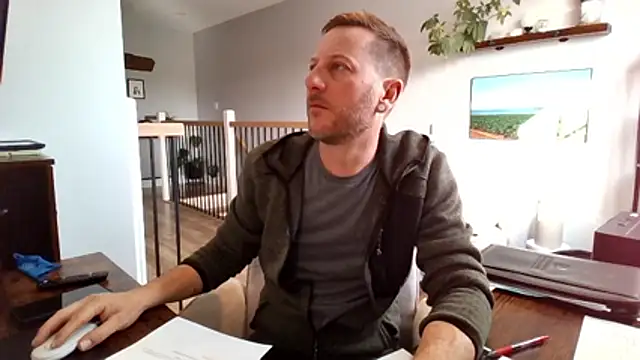 Bigdicktrav902 online show from 13, 4, 2026