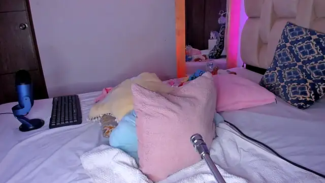 brendaruiz online show from 28, 2, 2025