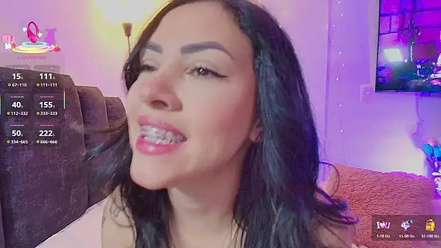 Snapshot of Maya_Bluee chatting on 26, 4, 2026 Maya Bluee online show from 26, 4, 2026