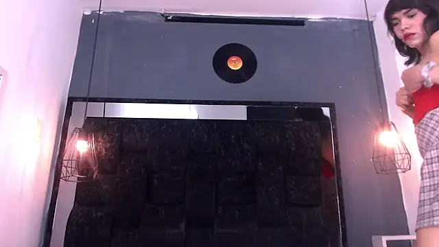 Snapshot of AndreaGil_ chatting on 4, 3, 2026 AndreaGil online show from 4, 3, 2026