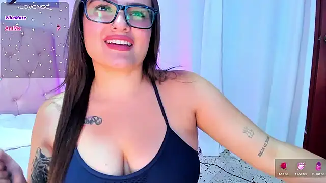 Snapshot of ellarosee_ chatting on 12, 12, 2024 ellarosee online show from 12, 12, 2024