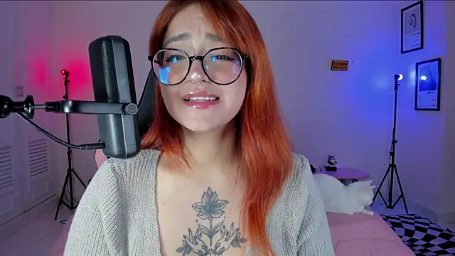 Snapshot of SweetJennaa chatting on 18, 1, 2025 SweetJennaa online show from 18, 1, 2025