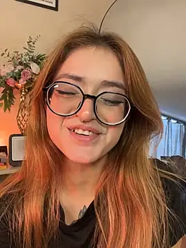 Snapshot of SweetJennaa chatting on 26, 6, 2026 SweetJennaa online show from 26, 6, 2026