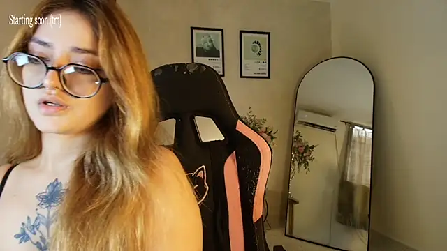 Snapshot of SweetJennaa chatting on 22, 7, 2026 SweetJennaa online show from 22, 7, 2026