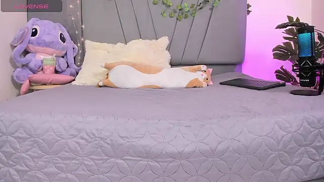 emy bonita1 online show from 27, 2, 2025