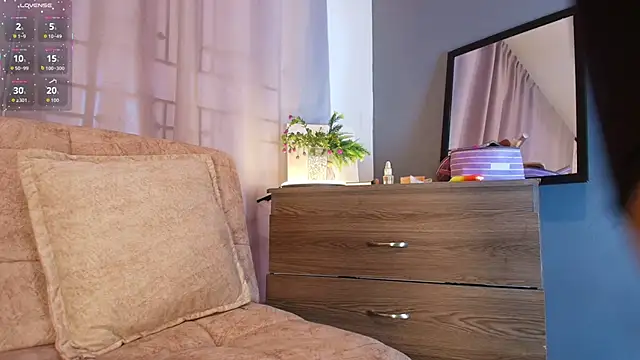 Snapshot of jade_brunnette chatting on 1, 12, 2025 jade brunnette online show from 1, 12, 2025