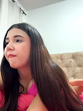 Snapshot of mia_cooper_24 chatting on 23, 11, 2025 mia cooper 24 online show from 23, 11, 2025