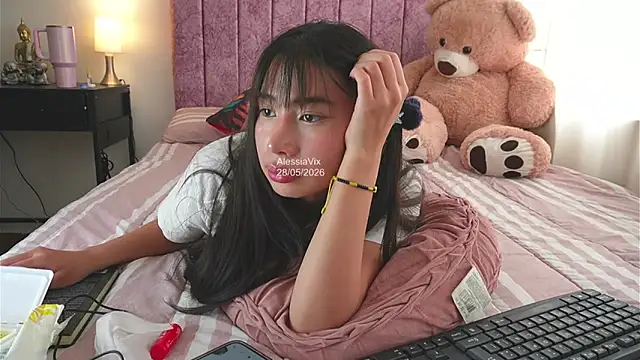 Snapshot of AlessiaVix chatting on 28, 5, 2026 AlessiaVix online show from 28, 5, 2026