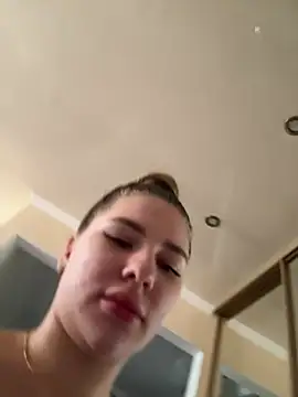 Snapshot of MilaVoxx chatting on 15, 1, 2025 MilaVoxx online show from 15, 1, 2025