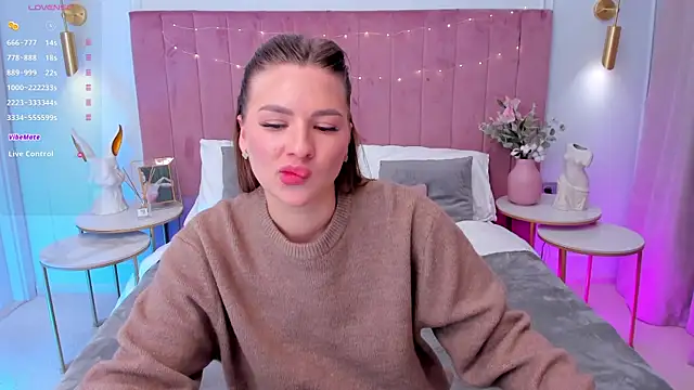 Snapshot of MilaVoxx chatting on 23, 2, 2025 MilaVoxx online show from 23, 2, 2025