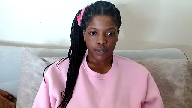 Snapshot of CaramelGoddessxoxo chatting on 20, 4, 2026 CaramelGoddessxoxo online show from 20, 4, 2026