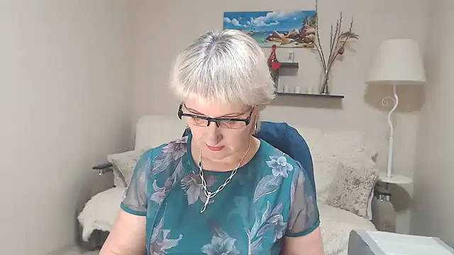 FleurMays online show from 30, 1, 2025