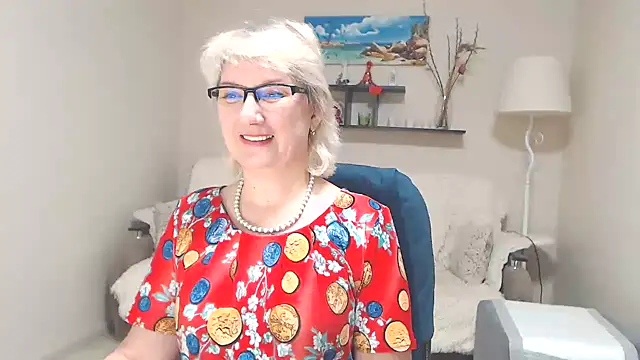 FleurMays online show from 28, 2, 2025