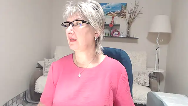 FleurMays online show from 4, 11, 2025