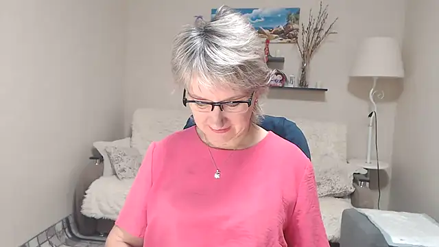 FleurMays online show from 16, 11, 2025