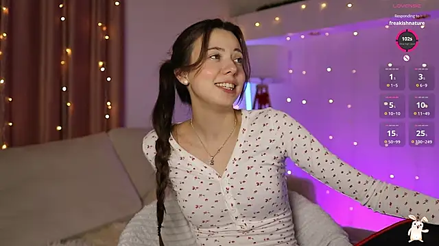 Snapshot of Goldy_Grace_ chatting on 14, 1, 2025 Goldy Grace online show from 14, 1, 2025