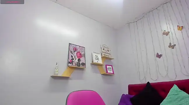 Snapshot of kathina_giraldo chatting on 17, 1, 2025 kathina giraldo online show from 17, 1, 2025