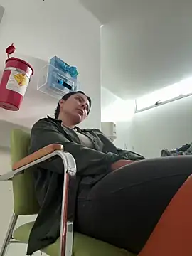 SofiaG  online show from 17, 12, 2024