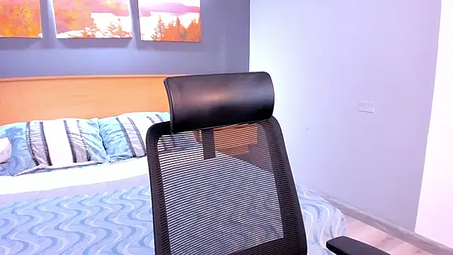 SofiaG  online show from 8, 3, 2025