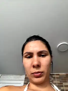 SofiaG  online show from 5, 10, 2025