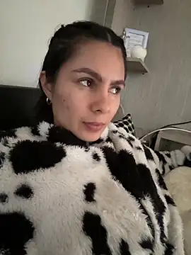 SofiaG  online show from 3, 11, 2025