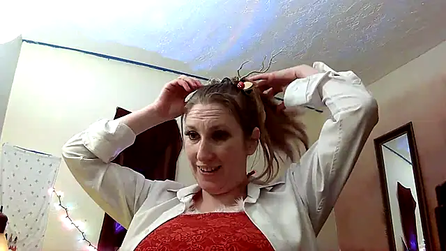 lilyhornyhousewife online show from 14, 12, 2024