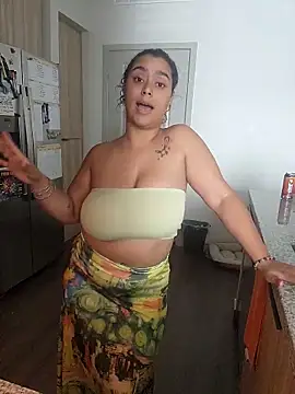 cinnaminnie online show from 5, 11, 2025