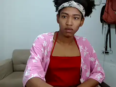 Snapshot of miriam775 chatting on 13, 11, 2025 miriam775 online show from 13, 11, 2025