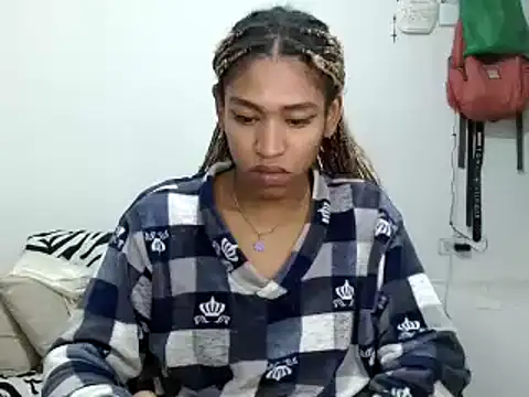 Snapshot of miriam775 chatting on 7, 1, 2026 miriam775 online show from 7, 1, 2026