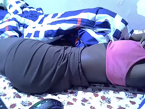 Snapshot of Just_Karu chatting on 7, 11, 2025 Just Karu online show from 7, 11, 2025