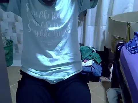 Snapshot of Just_Karu chatting on 3, 12, 2025 Just Karu online show from 3, 12, 2025