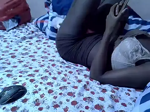 Snapshot of Just_Karu chatting on 16, 12, 2025 Just Karu online show from 16, 12, 2025