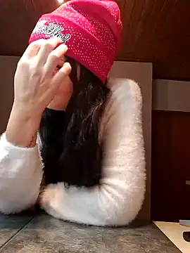 Snapshot of Jujuicy_97 chatting on 23, 12, 2024 Jujuicy 97 online show from 23, 12, 2024