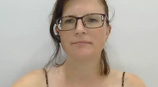 Snapshot of CrimsonMistress chatting on 30, 12, 2024 CrimsonMistress online show from 30, 12, 2024