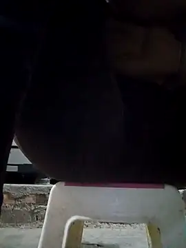 JasminePham online show from 17, 2, 2025