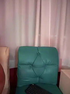 Snapshot of MaverickGray chatting on 5, 2, 2025 MaverickGray online show from 5, 2, 2025