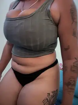 Snapshot of MaverickGray chatting on 9, 2, 2025 MaverickGray online show from 9, 2, 2025