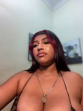 Snapshot of MaverickGray chatting on 14, 2, 2025 MaverickGray online show from 14, 2, 2025