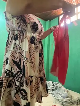 Snapshot of anastasia_and_jordan chatting on 1, 11, 2025 anastasia and jordan online show from 1, 11, 2025