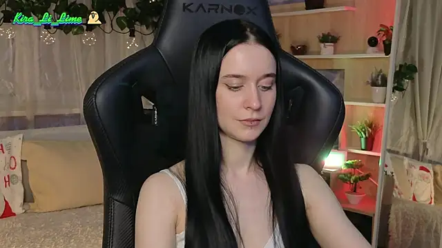 Snapshot of KiraLiLime chatting on 14, 1, 2025 KiraLiLime online show from 14, 1, 2025