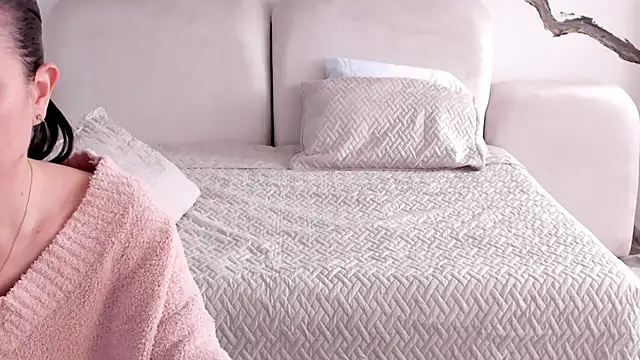 BridgetRodriguez online show from 23, 1, 2025