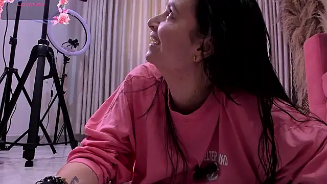 BridgetRodriguez online show from 24, 3, 2026