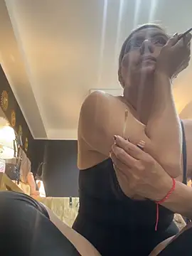 EvaBellucci  online show from 26, 1, 2025