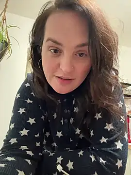 Quinnrose0420 online show from 25, 2, 2025