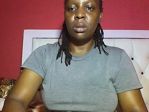 Snapshot of Sweet-piie chatting on 22, 11, 2025 Sweet-piie online show from 22, 11, 2025