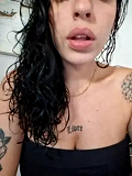 Sweet-diamondxxx online show from 27, 11, 2025